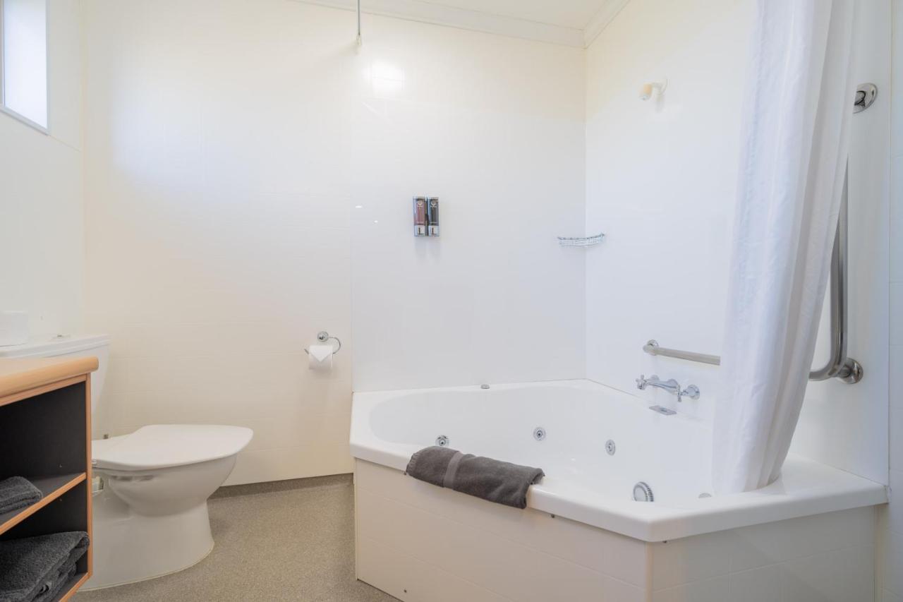 Te Anau Motel & Apartments Exterior photo