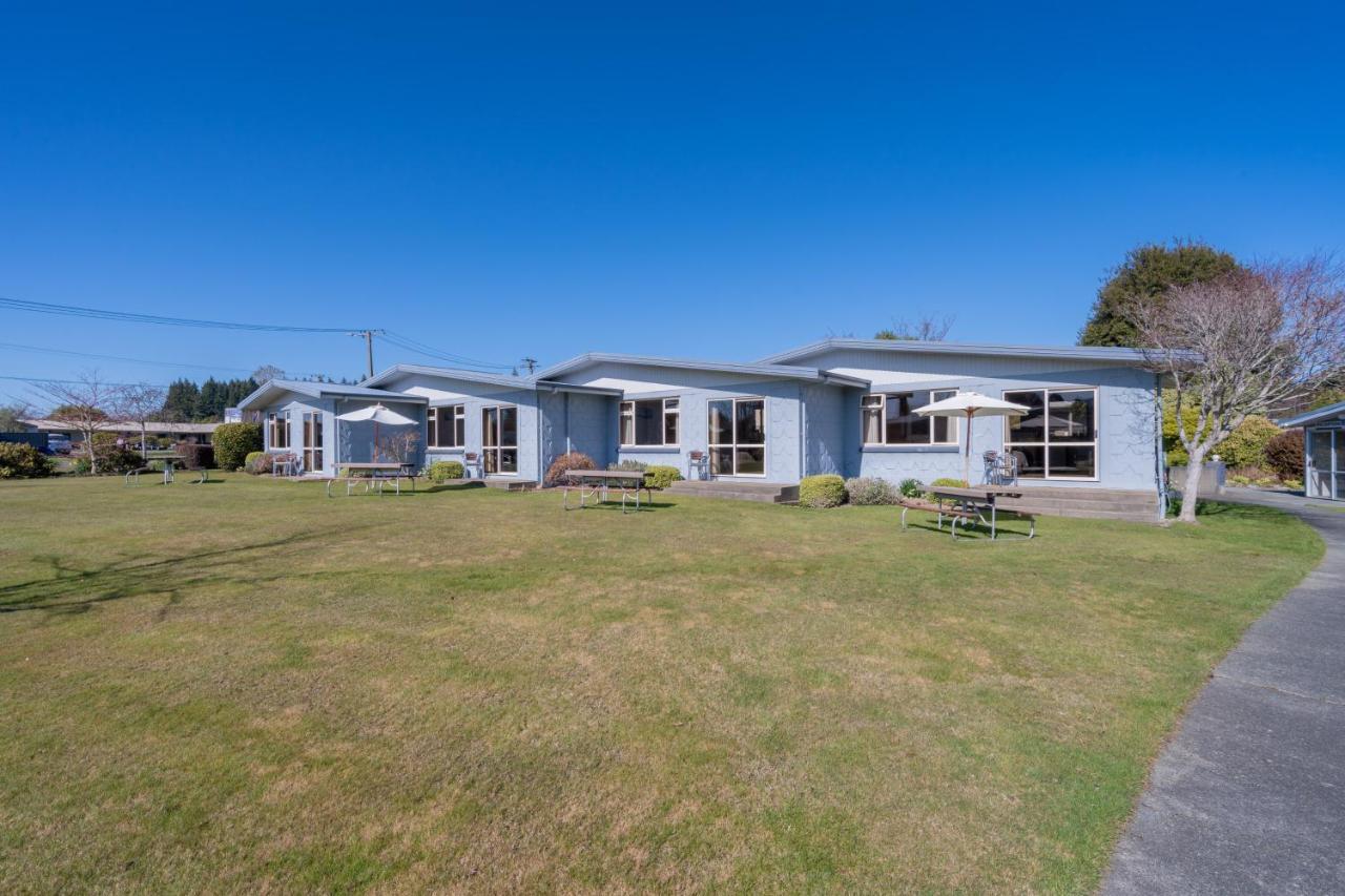 Te Anau Motel & Apartments Exterior photo